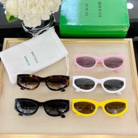 Picture of Bottega Veneta Sunglasses _SKUfw39917132fw